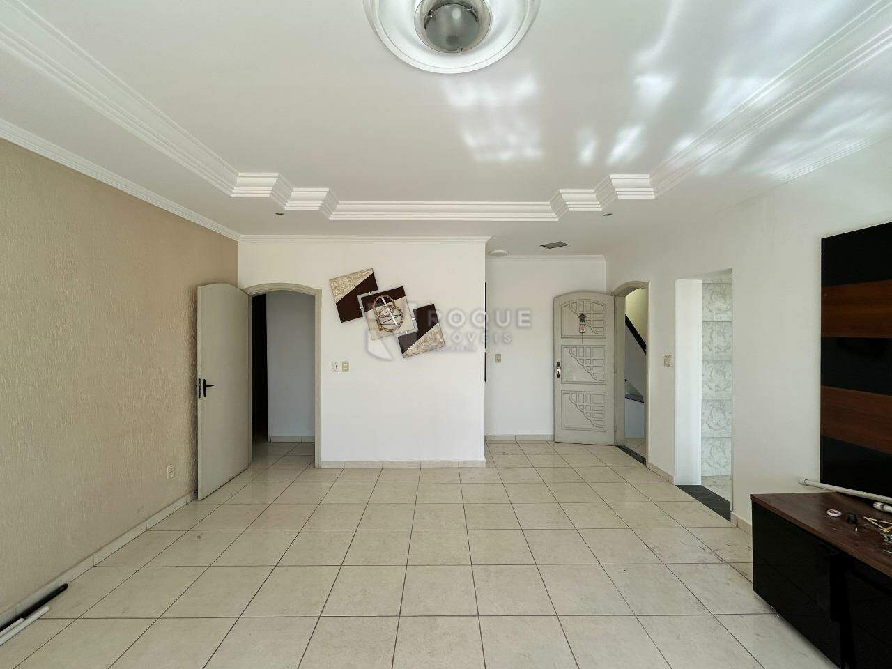 Casa Comercial para aluguel no bairro Jardim Glória: Sala