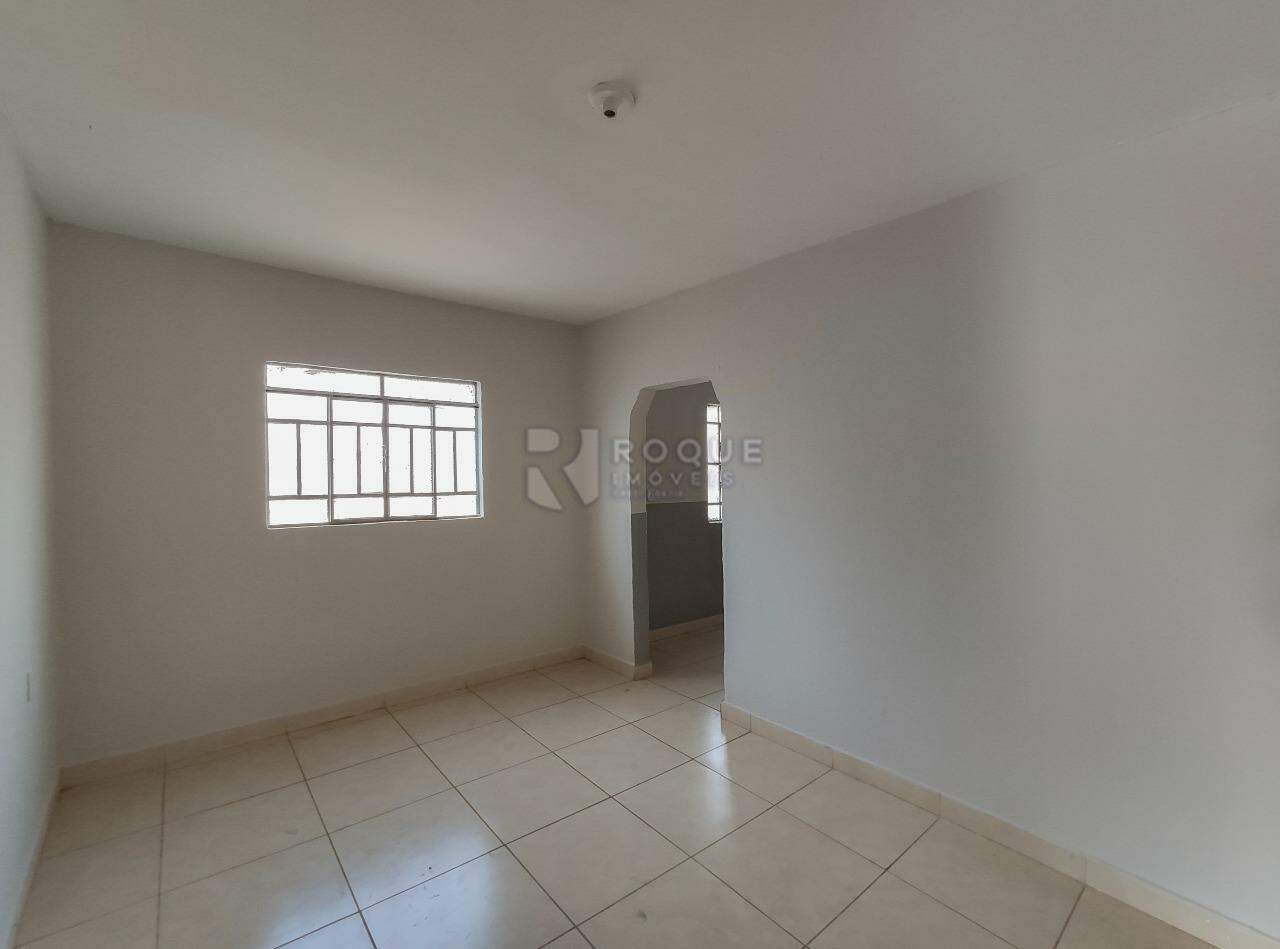 Casa Residencial para aluguel no bairro Vila Queiroz: Sala 