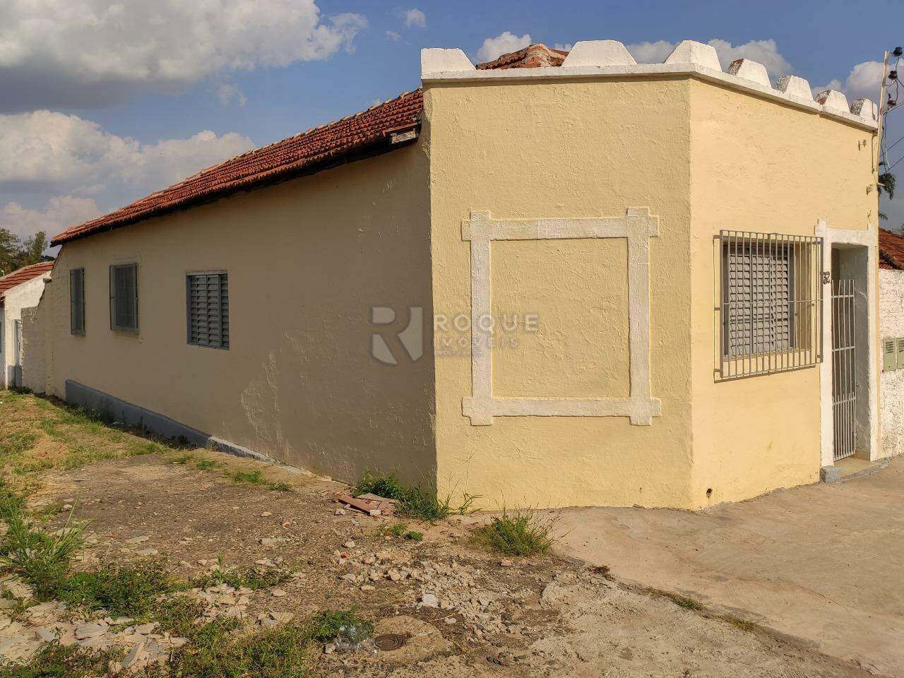 Casa Residencial para aluguel no bairro Vila Queiroz: Fachada 