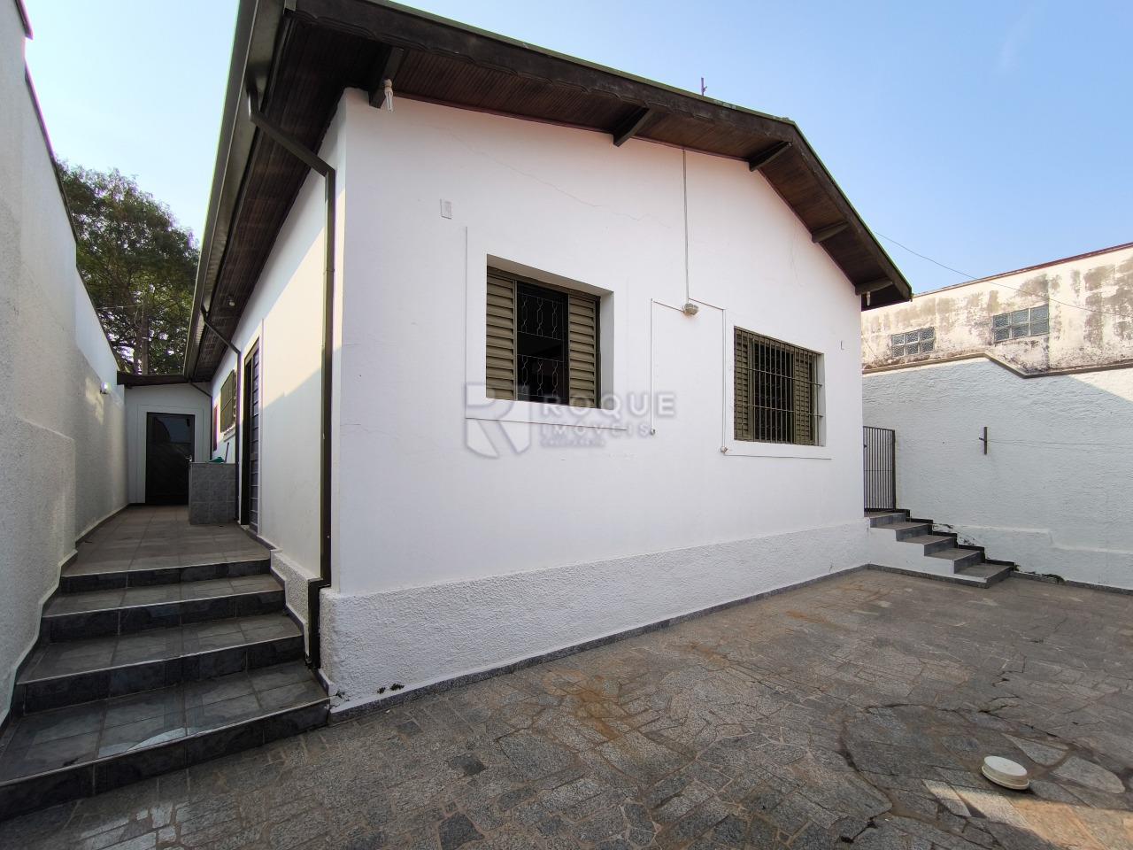 Casa Residencial à venda no bairro Vila Piza: FUNDOS