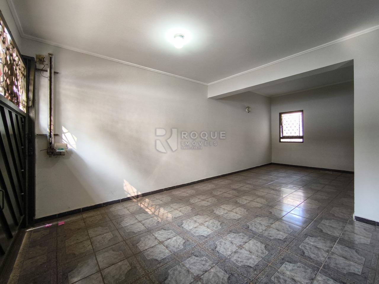 Casa Residencial à venda no bairro Vila Piza: GARAGEM