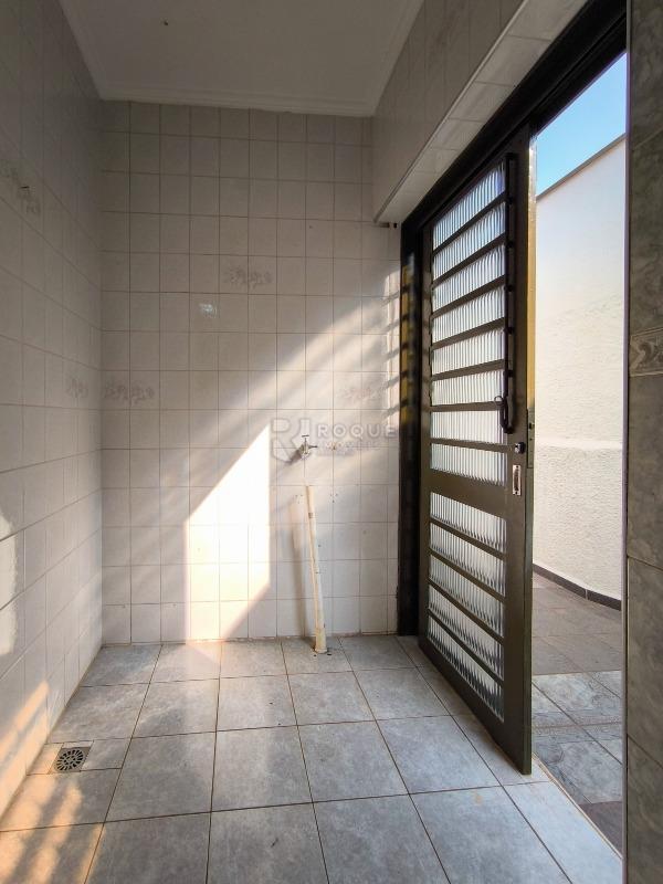 Casa Residencial à venda no bairro Vila Piza: LAVANDERIA