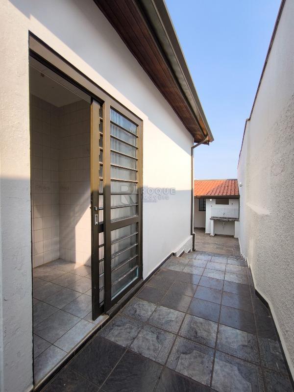 Casa Residencial à venda no bairro Vila Piza: LAVANDERIA