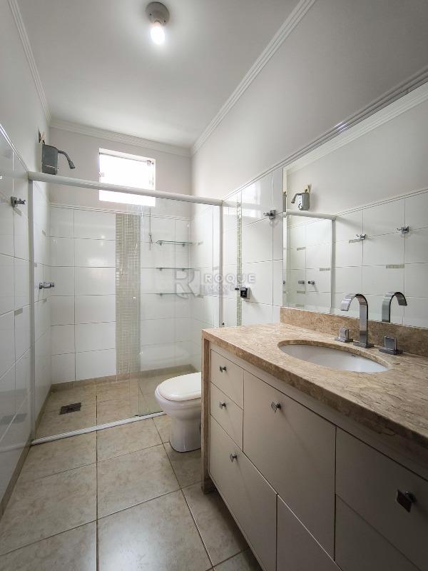 Casa em condomínio à venda no bairro Vila Santa Josefa: BANHEIRO SOCIAL