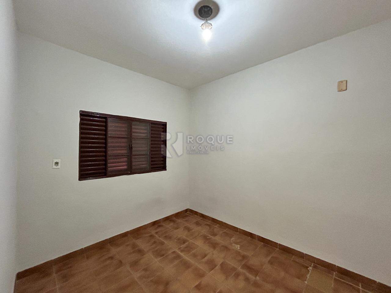 Casa Residencial para aluguel no bairro Jardim Glória: Dormitório 2