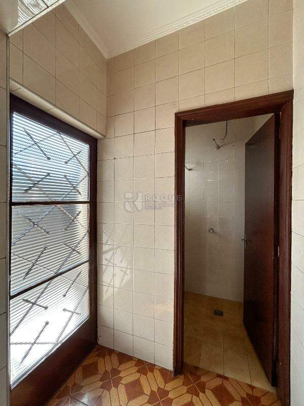 Casa Residencial para aluguel no bairro Jardim Glória: Hall