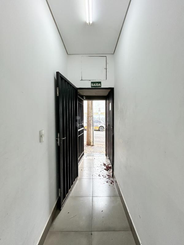 Salão para aluguel no bairro Centro: Hall acesso