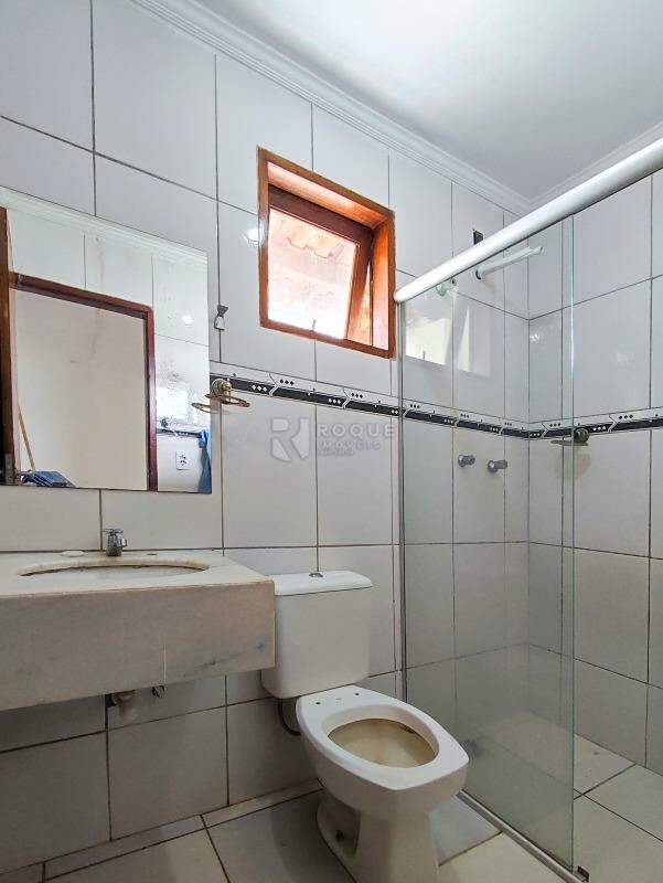 Casa Residencial à venda no bairro Parque Nossa Senhora das Dores: BANHEIRO SOCIAL