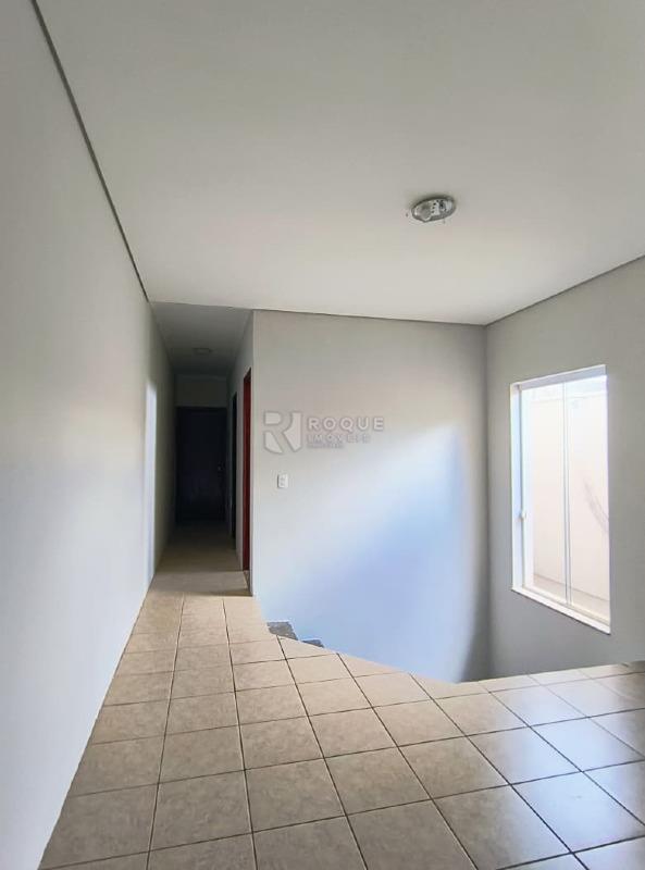 Casa Residencial para aluguel no bairro Vila Cristovam: Hall