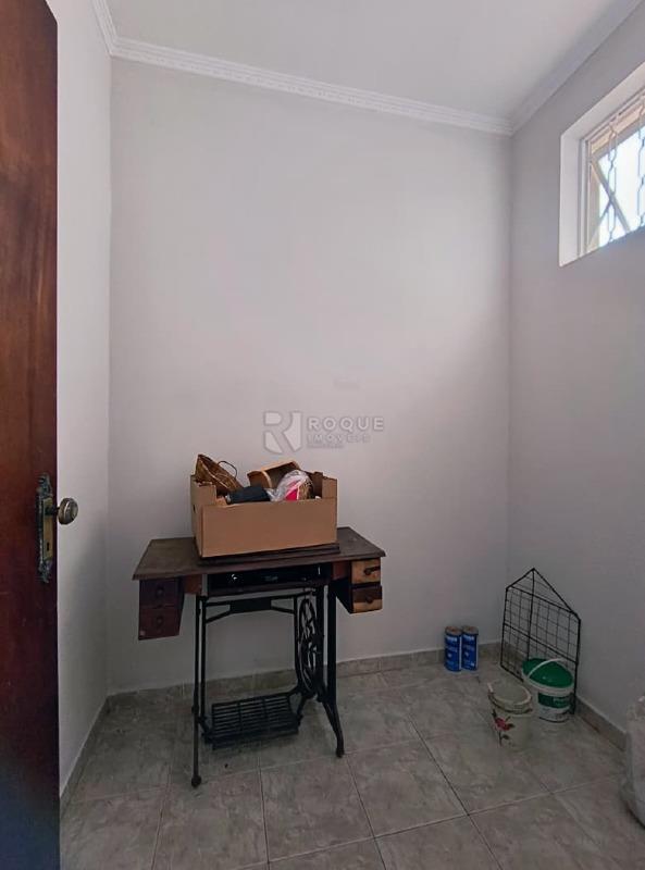 Casa Residencial para aluguel no bairro Vila Cristovam: Despensa