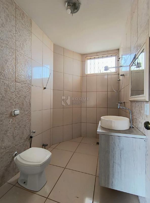 Casa Residencial para aluguel no bairro Vila Cristovam: Wc suíte