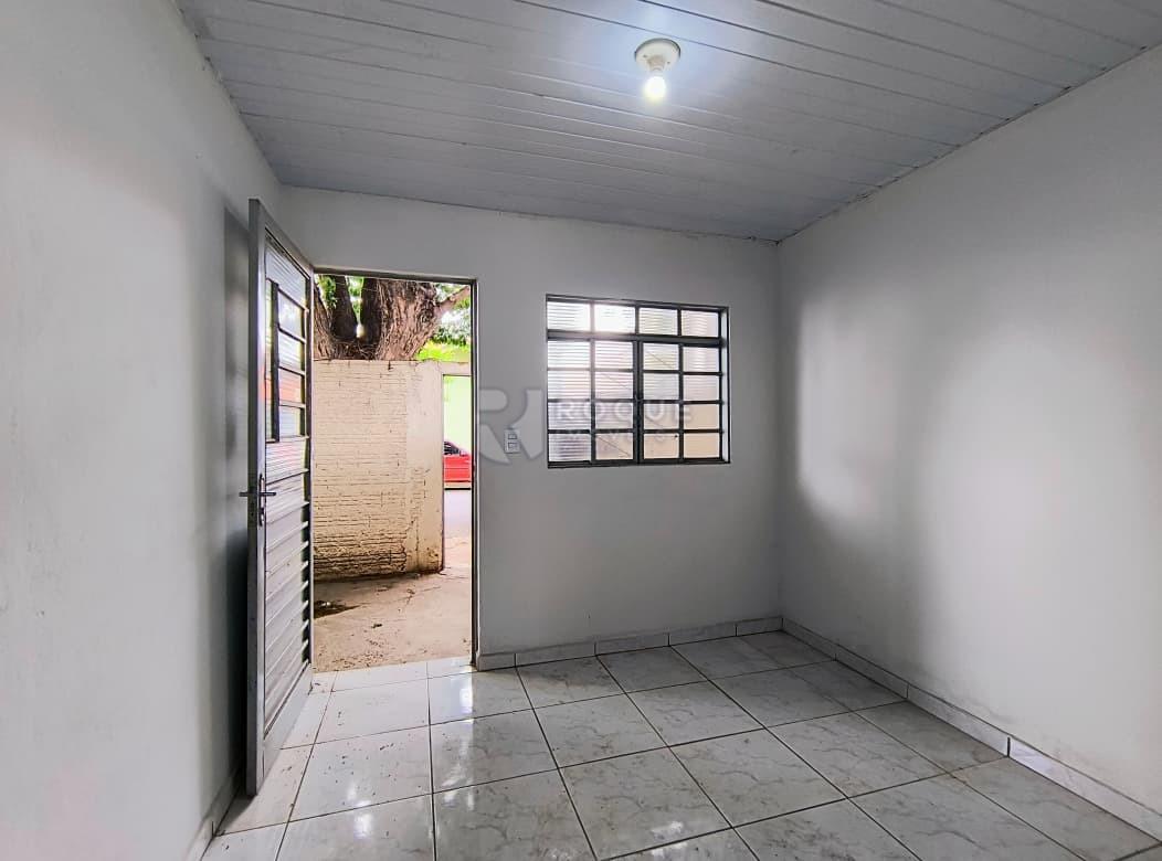 Casa Residencial para aluguel no bairro Vila Cristovam: Sala