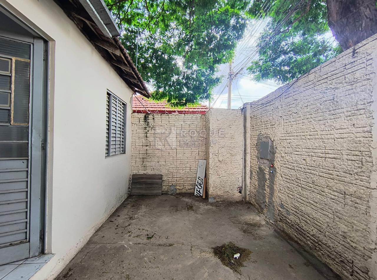 Casa Residencial para aluguel no bairro Vila Cristovam: Hall de entrada