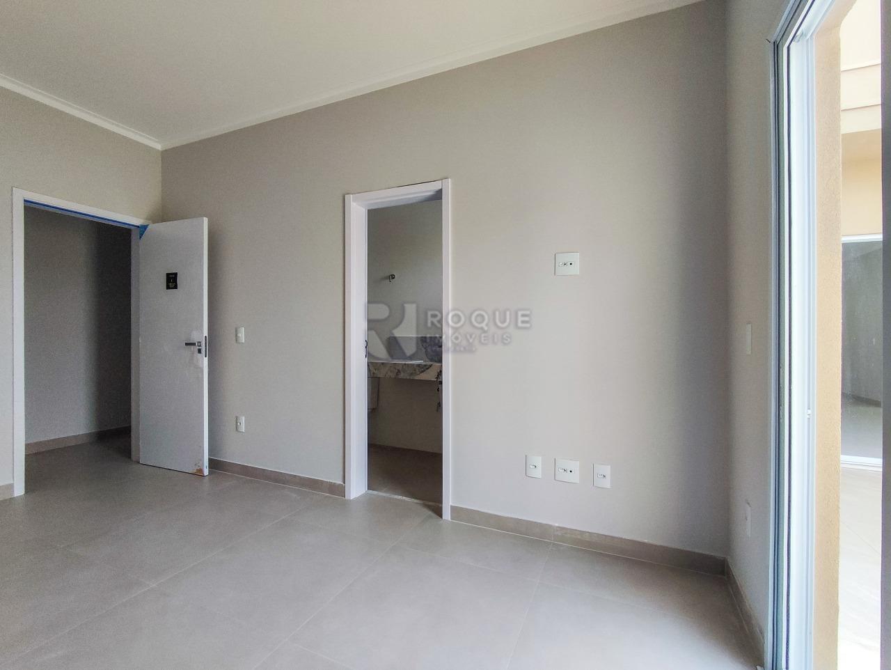 Casa em condomínio à venda no bairro Parque Residencial Roland: SUÍTE 2