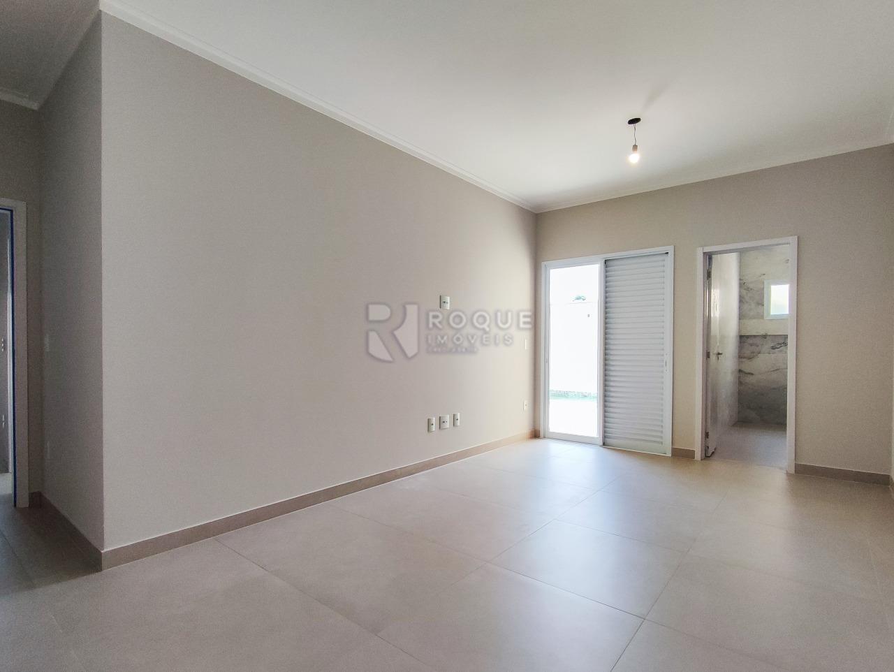 Casa em condomínio à venda no bairro Parque Residencial Roland: SUÍTE MASTER