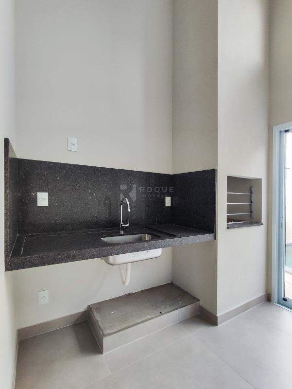 Casa em condomínio à venda no bairro Parque Residencial Roland: COZINHA GOURMET