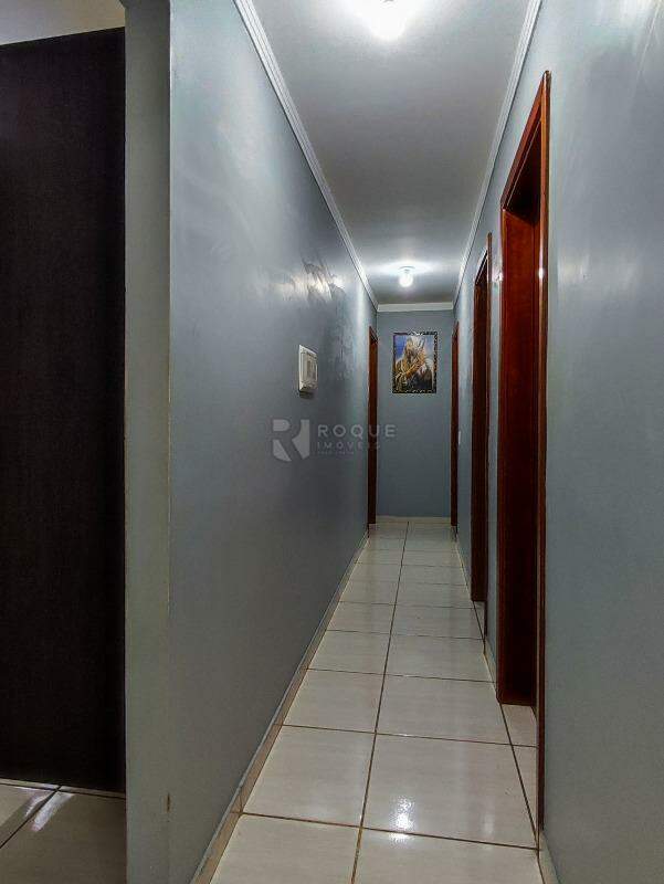 Apartamento à venda no bairro Vila Teixeira Marques: CORREDOR INTERNO