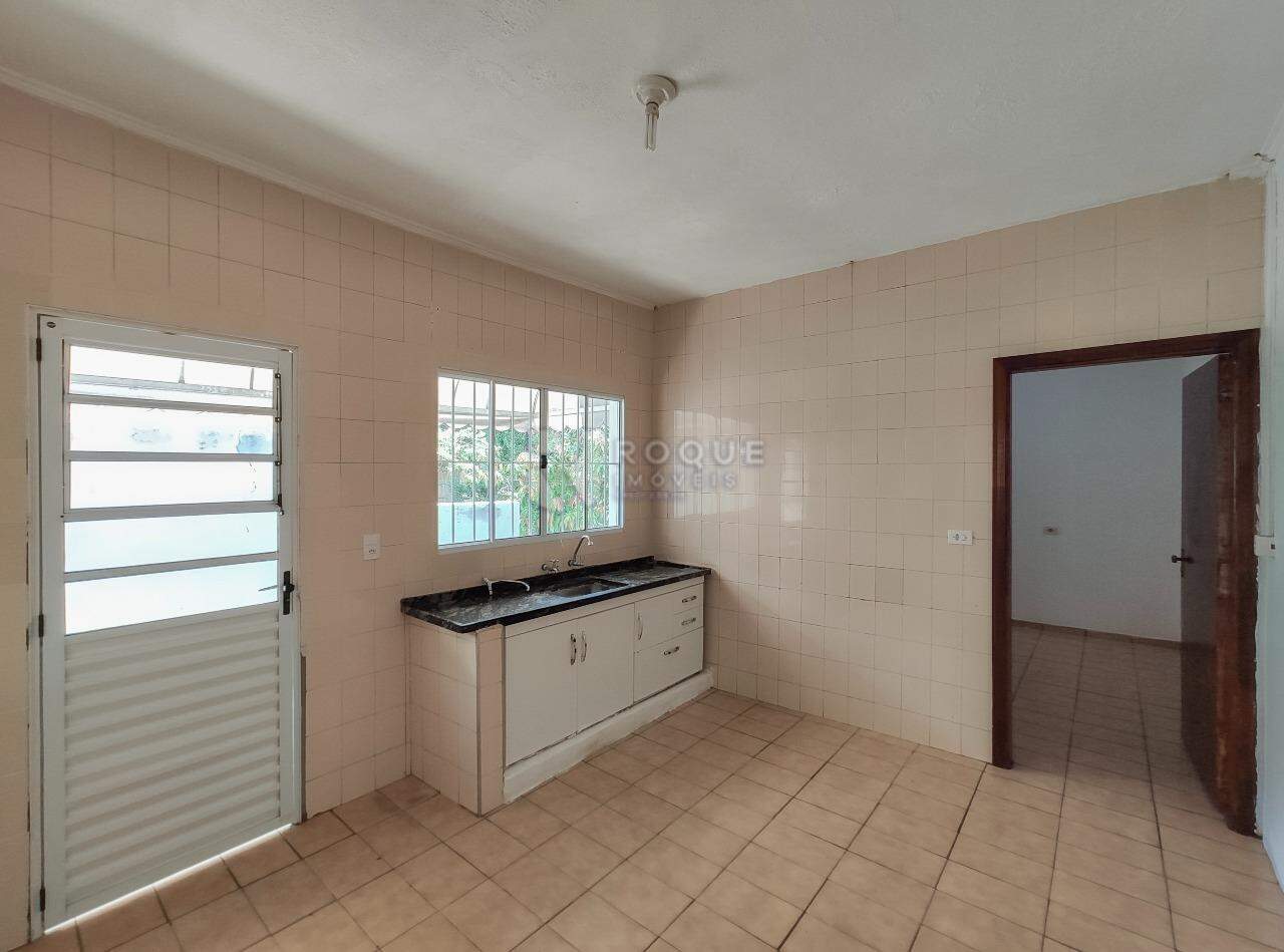 Casa Residencial para aluguel no bairro Jardim Nova Europa: Cozinha 