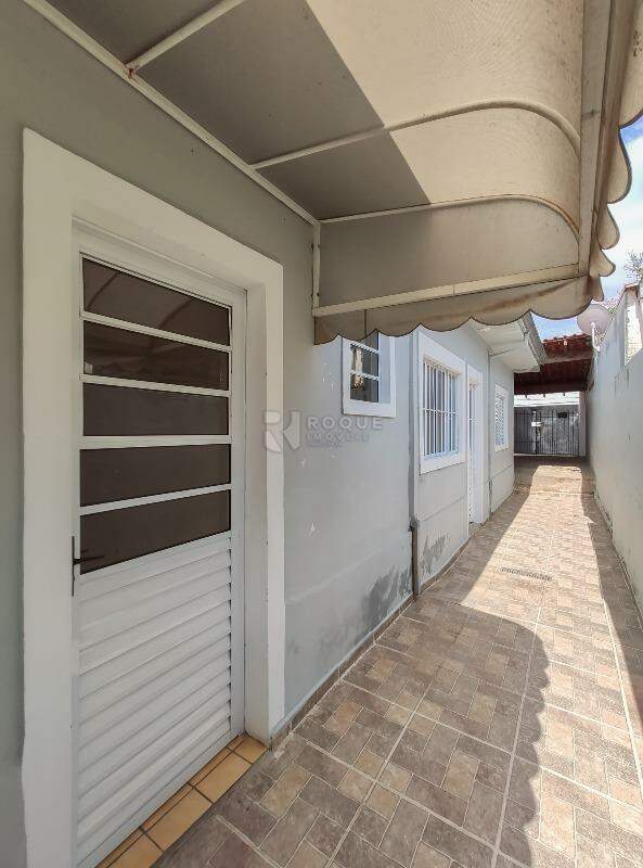 Casa Residencial para aluguel no bairro Jardim Nova Europa: Corredor 