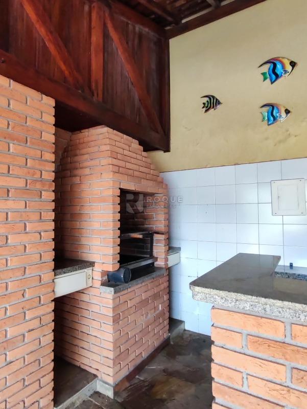 Casa em condomínio à venda no bairro Jardim Colonial: CHURRASQUEIRA