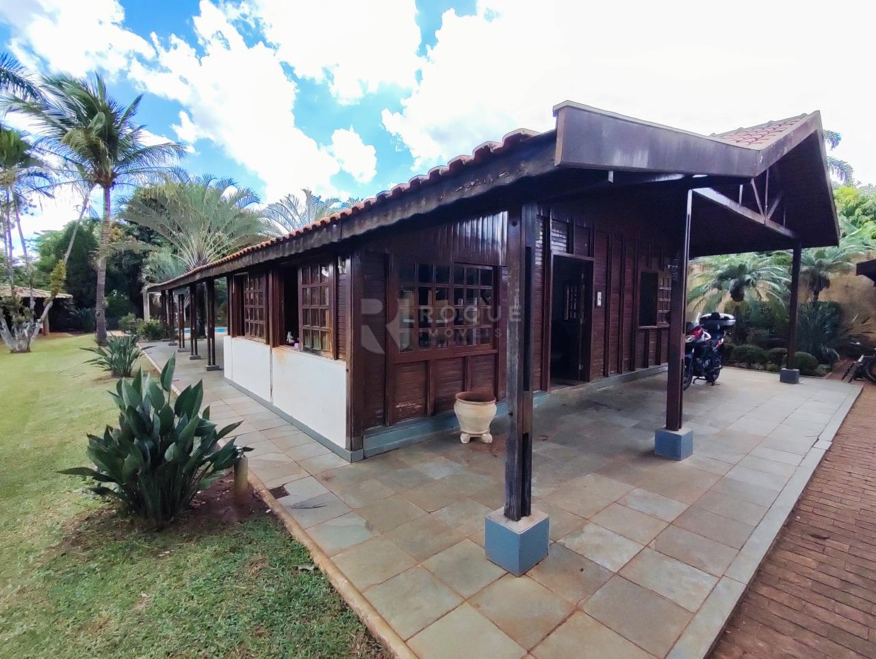 Casa em condomínio à venda no bairro Jardim Colonial: VARANDA