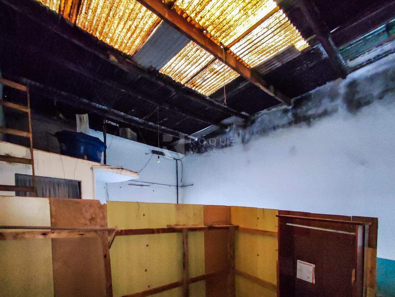 Terreno à venda no bairro Jardim Planalto: SALÃO 1