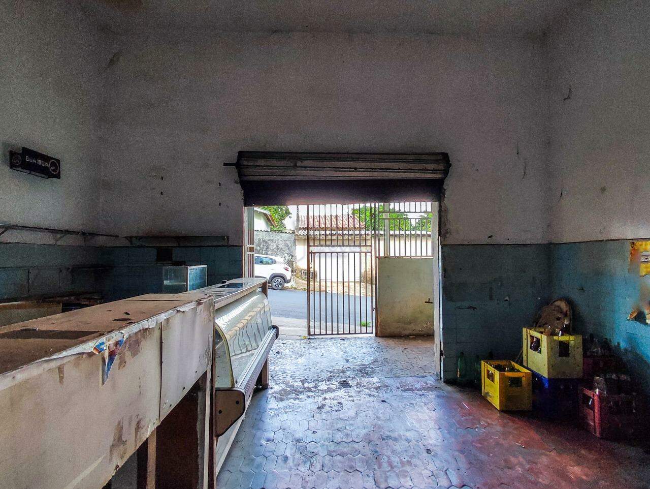 Terreno à venda no bairro Jardim Planalto: SALÃO 1