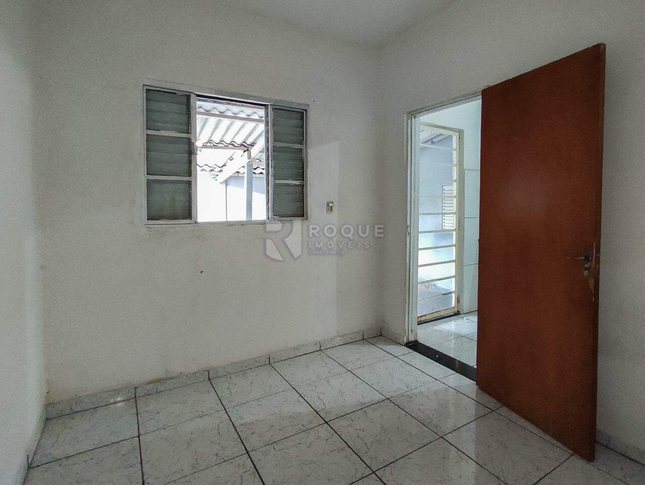 Casa Residencial à venda no bairro Jardim Planalto: DORMITÓRIO 1 EDÍCULA