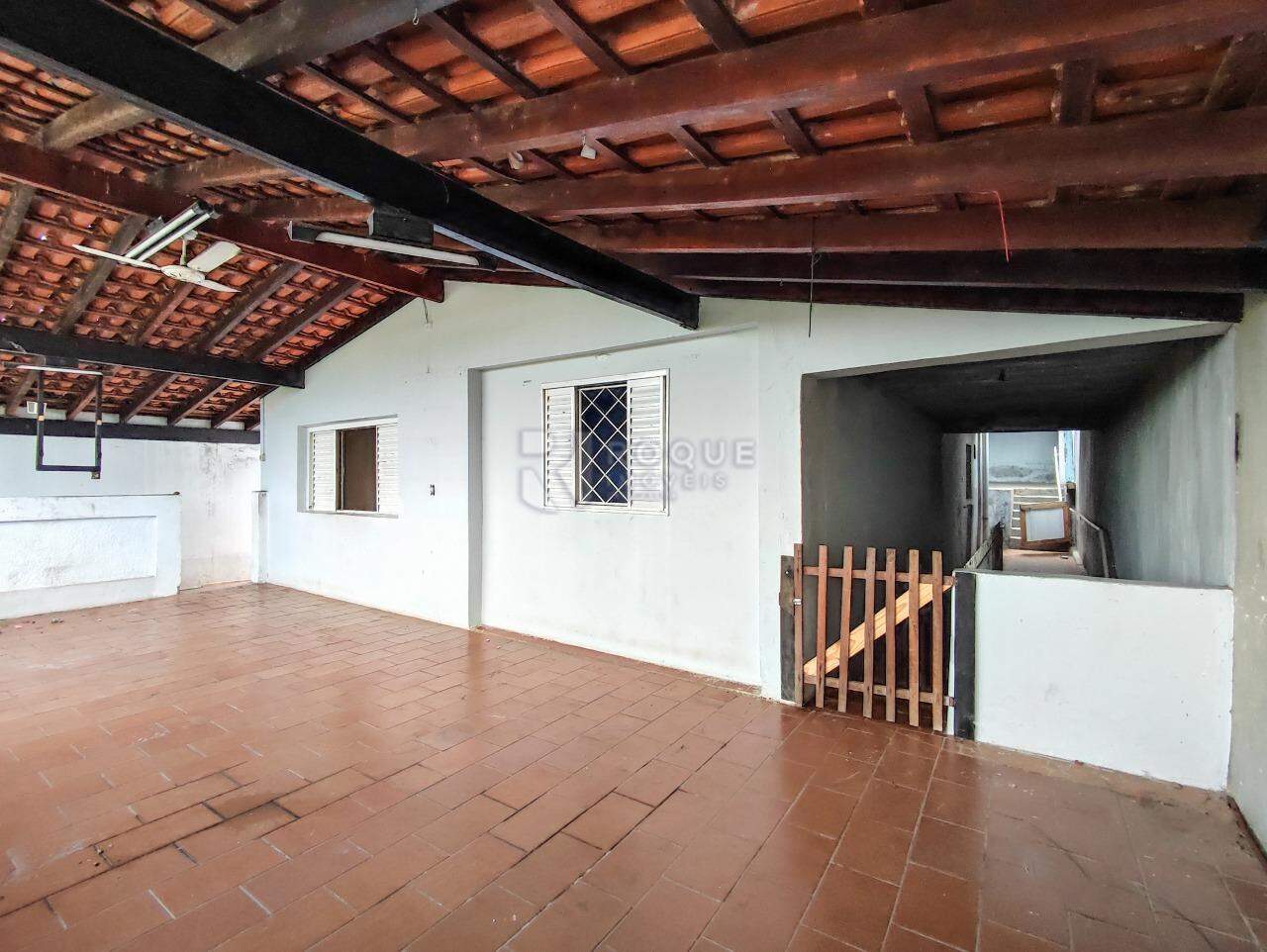 Casa Residencial à venda no bairro Jardim Planalto: VARANDA
