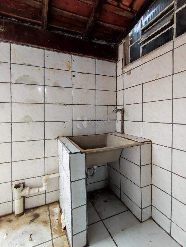 Casa Residencial à venda no bairro Jardim Planalto: LAVANDERIA