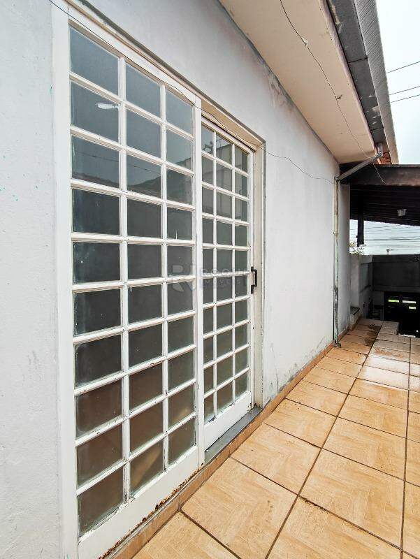 Casa Residencial à venda no bairro Jardim Planalto: ENTRADA