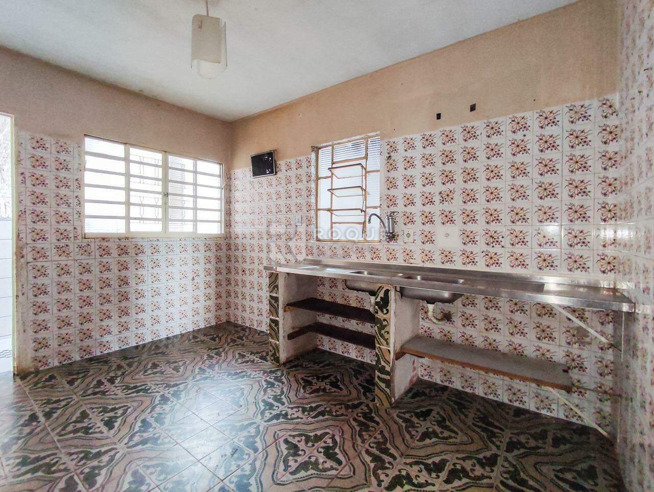 Casa Residencial à venda no bairro Jardim Planalto: COZINHA
