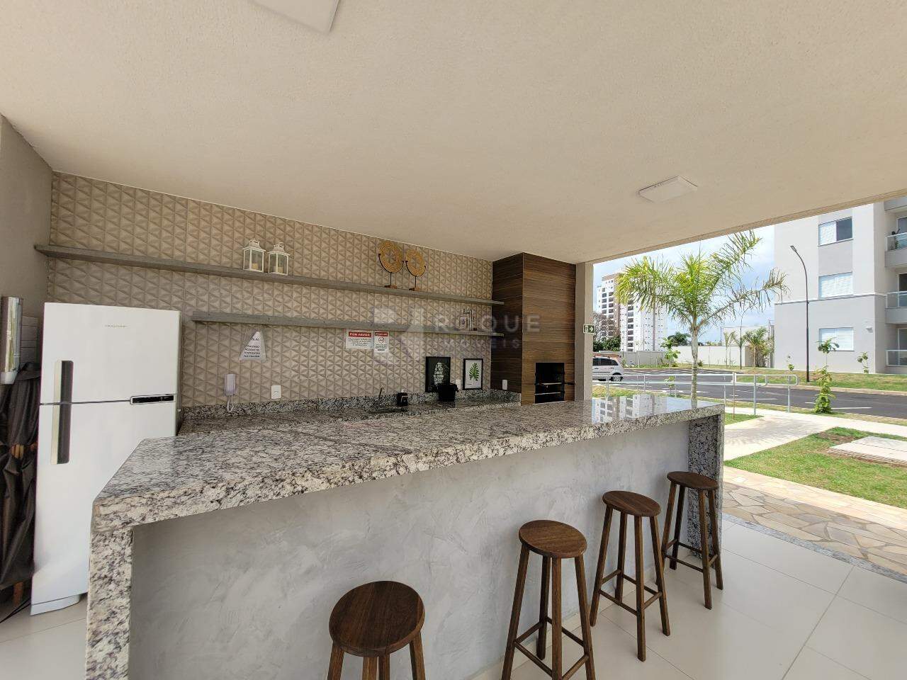 Apartamento para aluguel no bairro Vale das Esmeraldas: Área gourmet