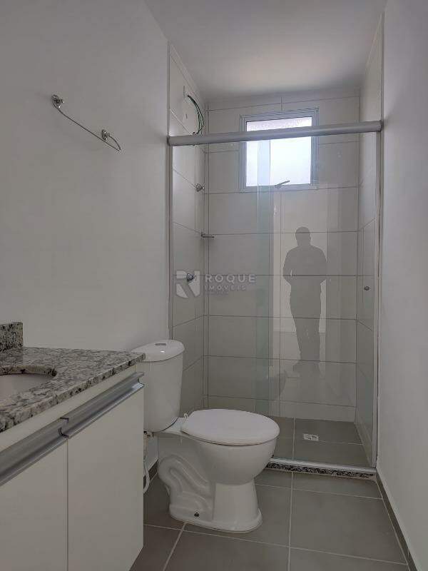 Apartamento para aluguel no bairro Vale das Esmeraldas: Wc social