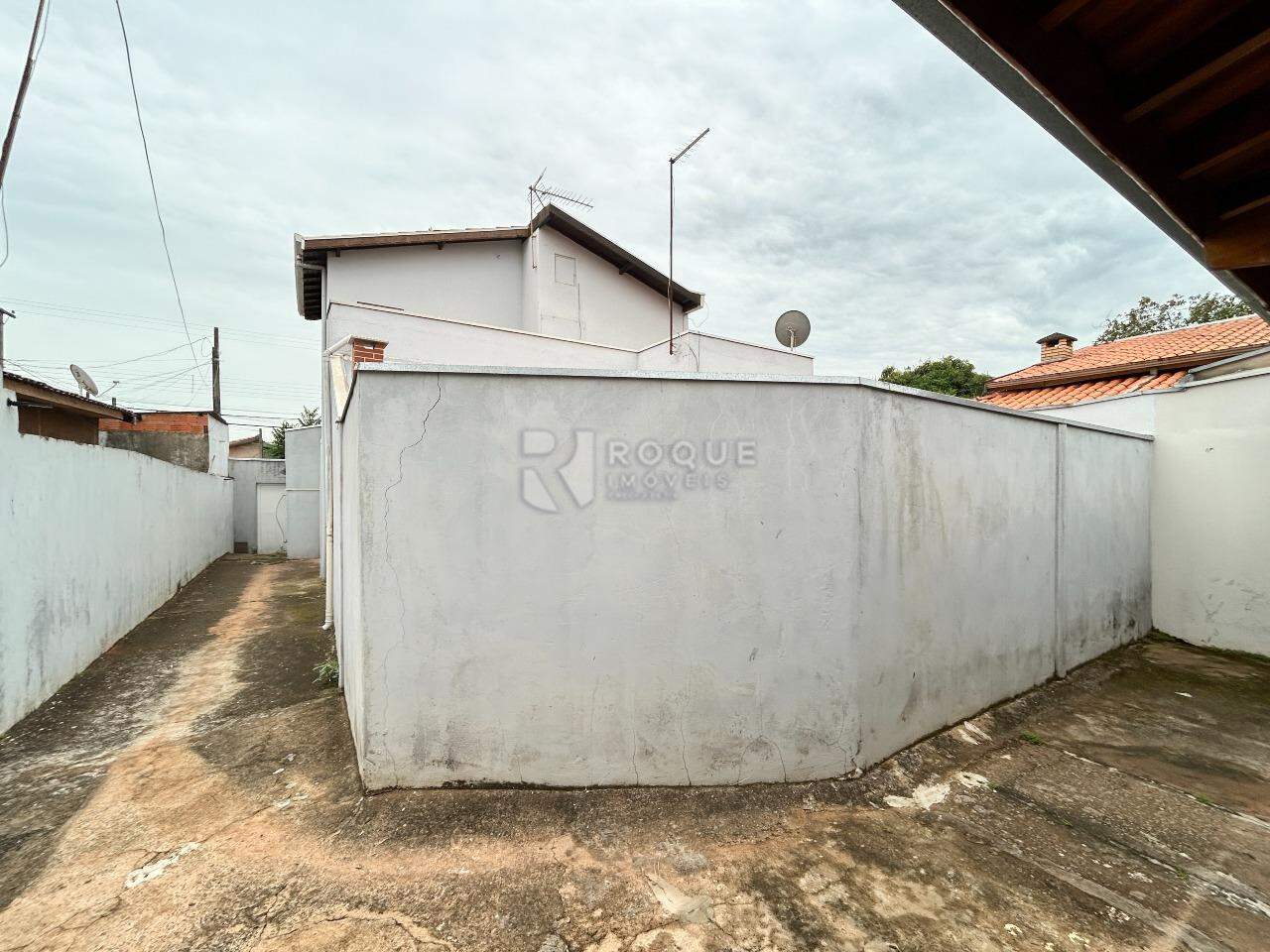 Casa Residencial para aluguel no bairro Jardim São Francisco: Área externa 