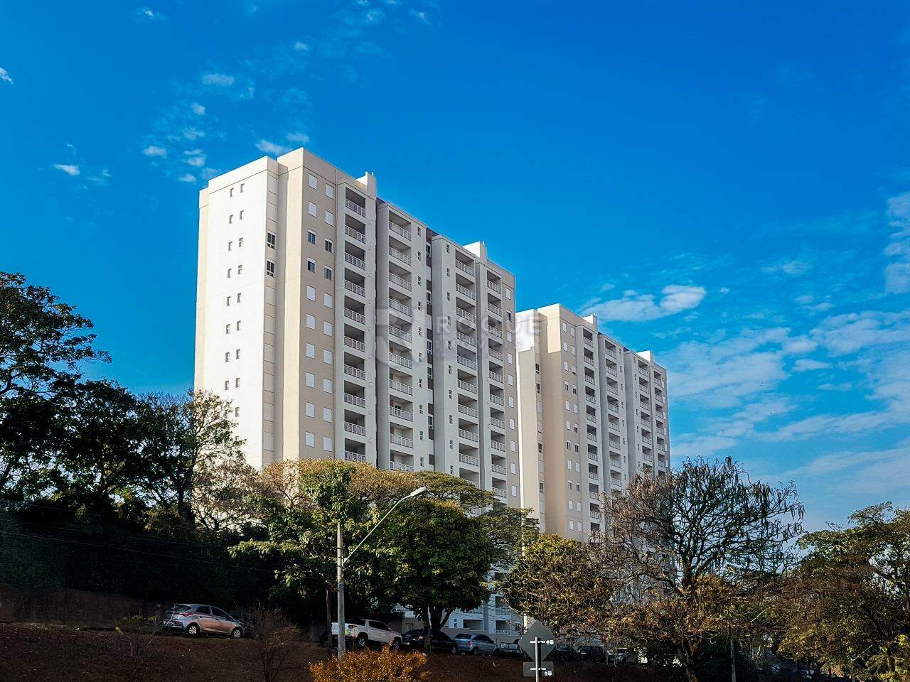 Apartamento para aluguel no bairro Vila Santa Rosália: Área do condomínio 