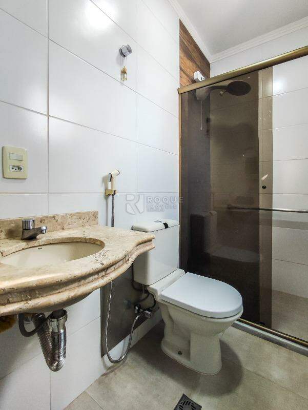 Apartamento à venda no bairro Vila Paulista: BANHEIRO SOCIAL