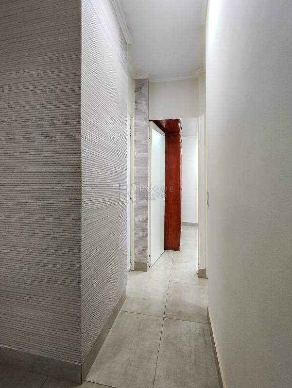 Apartamento à venda no bairro Vila Paulista: CORREDOR INTERNO