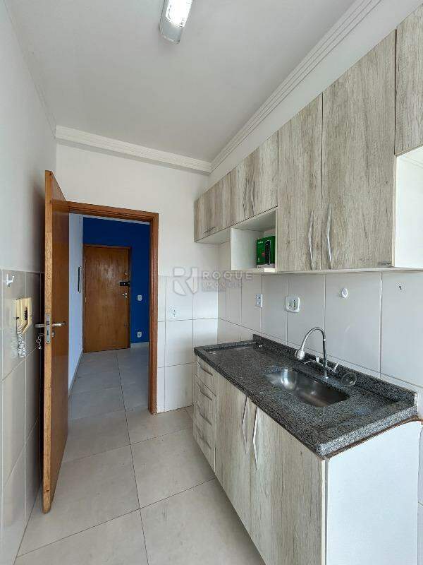 Apartamento para aluguel no bairro Parque Egisto Ragazzo: Cozinha