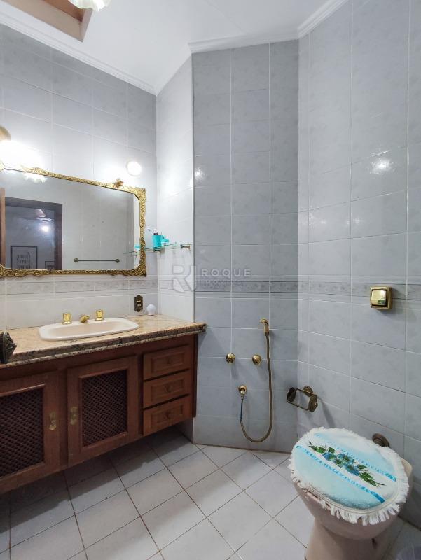 Casa Residencial à venda no bairro Jardim Nereide: WC SUÍTE 2