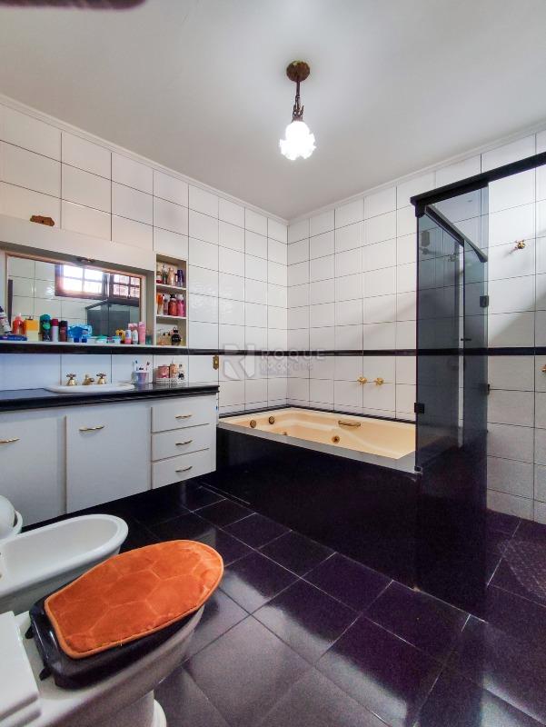 Casa Residencial à venda no bairro Jardim Nereide: WC SUÍTE 3