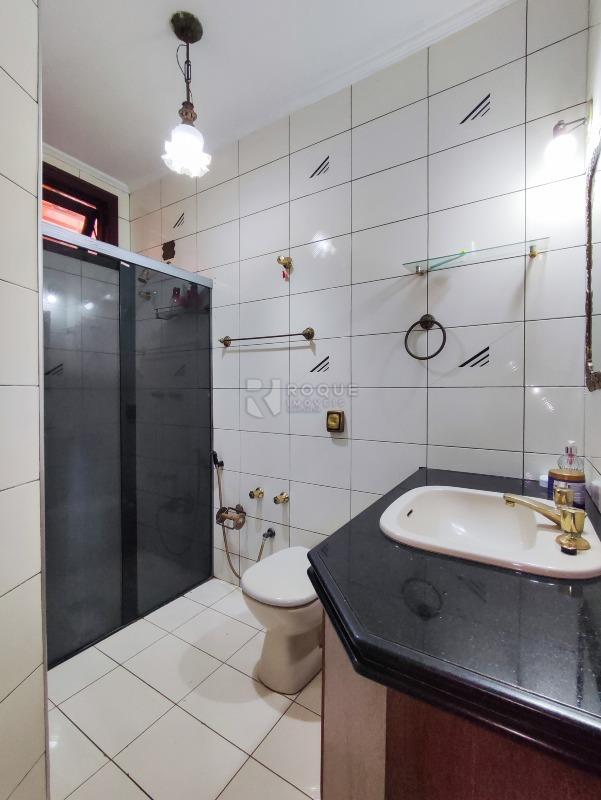 Casa Residencial à venda no bairro Jardim Nereide: WC SUÍTE 1