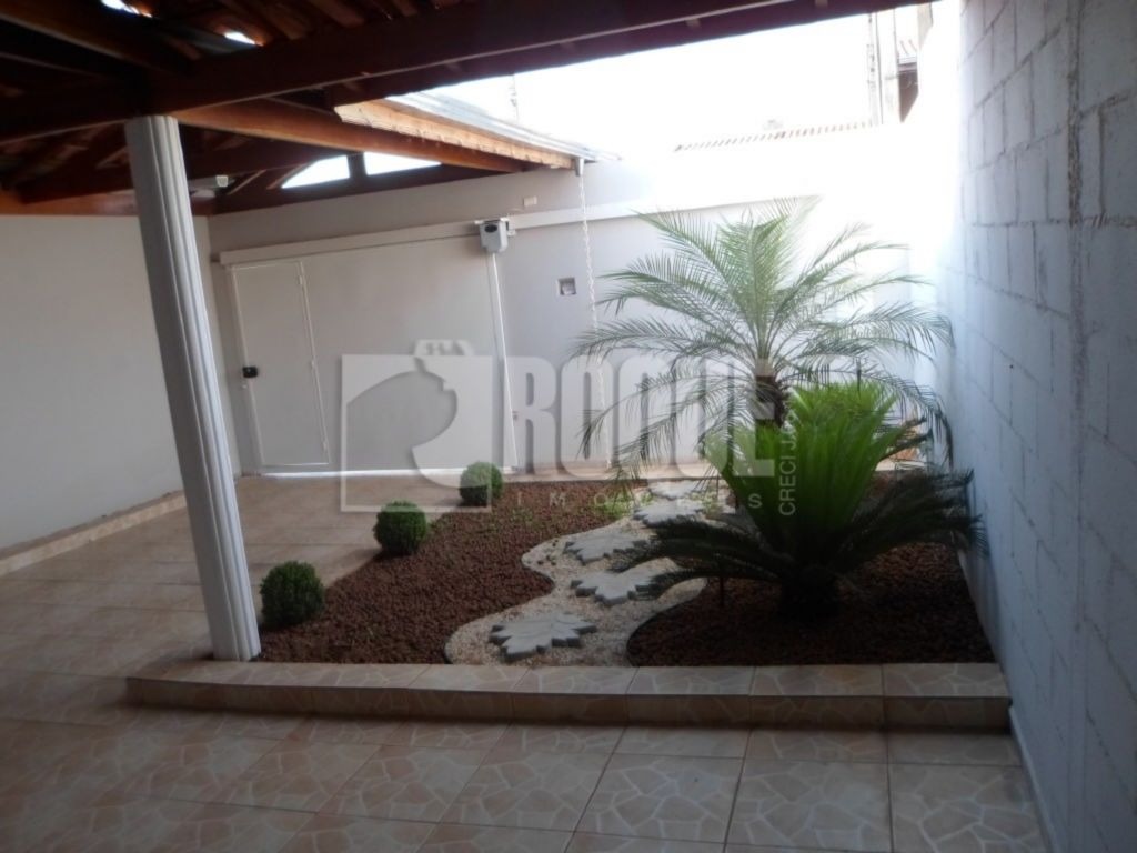 Casa Residencial à venda no bairro Jardim São Lourenço: 