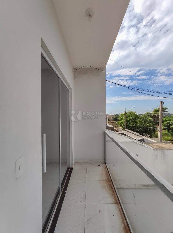 Casa Residencial para aluguel no bairro Residencial Palmeira Real: Sacada 