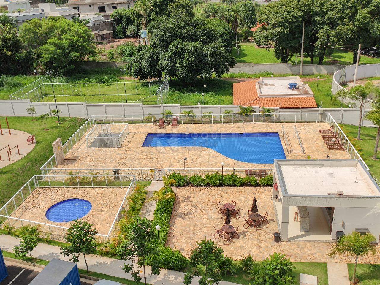 Apartamento para aluguel no bairro Vale das Esmeraldas: Área do condomínio