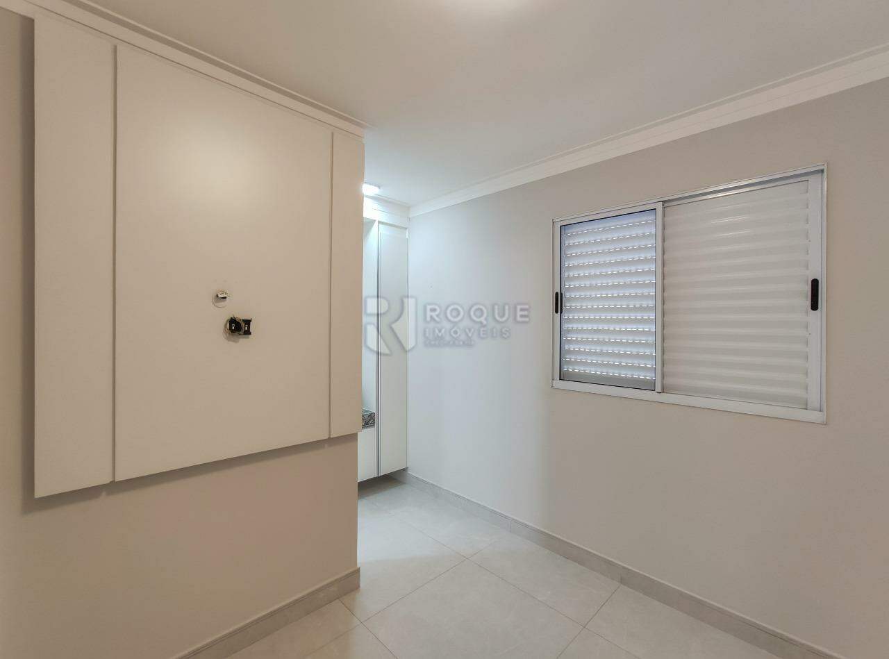 Apartamento para aluguel no bairro Vale das Esmeraldas: Dormitório 2 suíte 