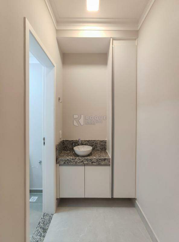 Apartamento para aluguel no bairro Vale das Esmeraldas: Dormitório 2 suíte 