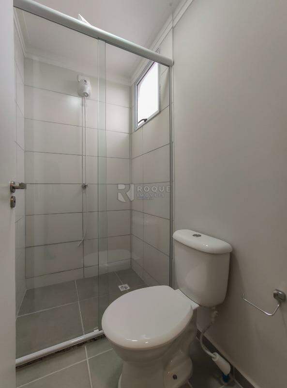 Apartamento para aluguel no bairro Vale das Esmeraldas: WC suíte
