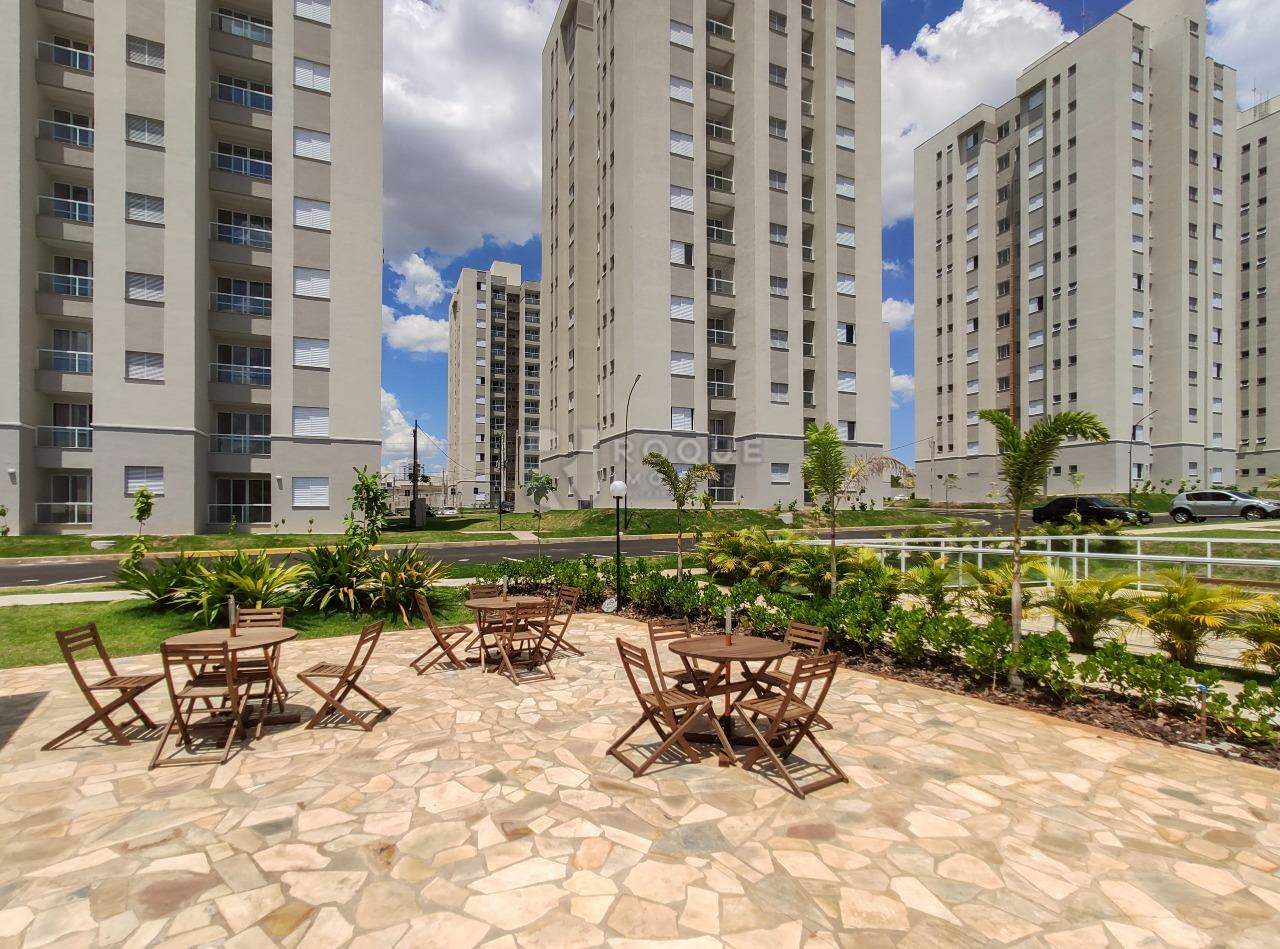 Apartamento para aluguel no bairro Vale das Esmeraldas: Área do condomínio 