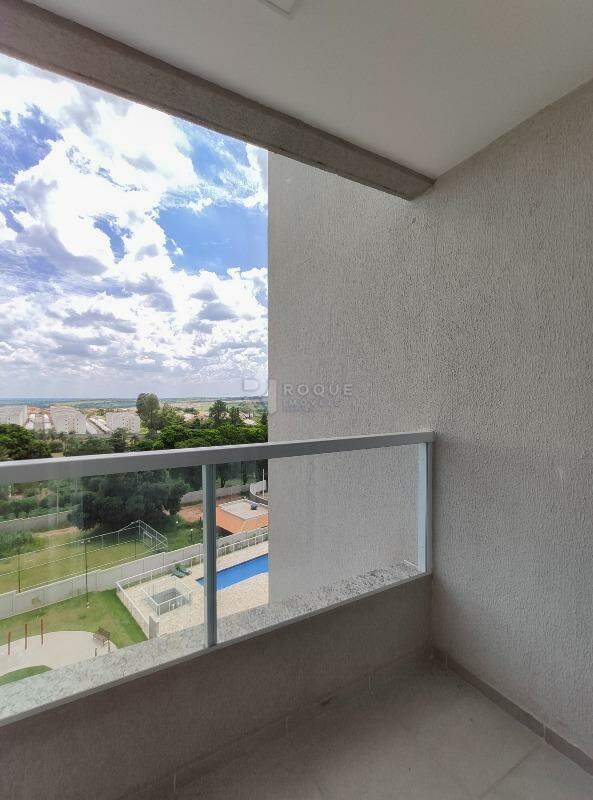 Apartamento para aluguel no bairro Vale das Esmeraldas: Sacada 